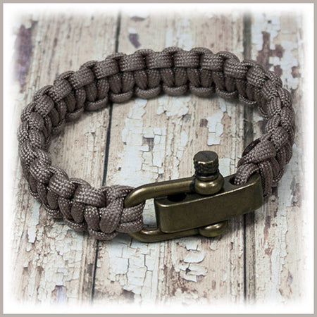 Shackle Buckle Style Shot