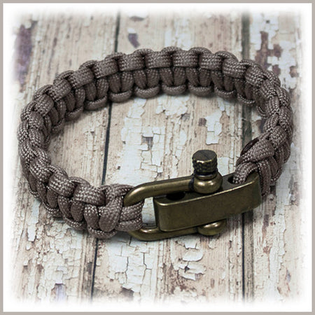 Shackle Buckle Style Shot